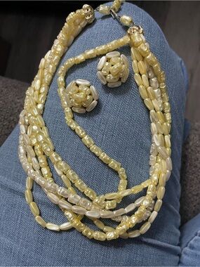Vtg 50s Hong Kong Lucite Baroque Pearl 6 Strand Necklace Set